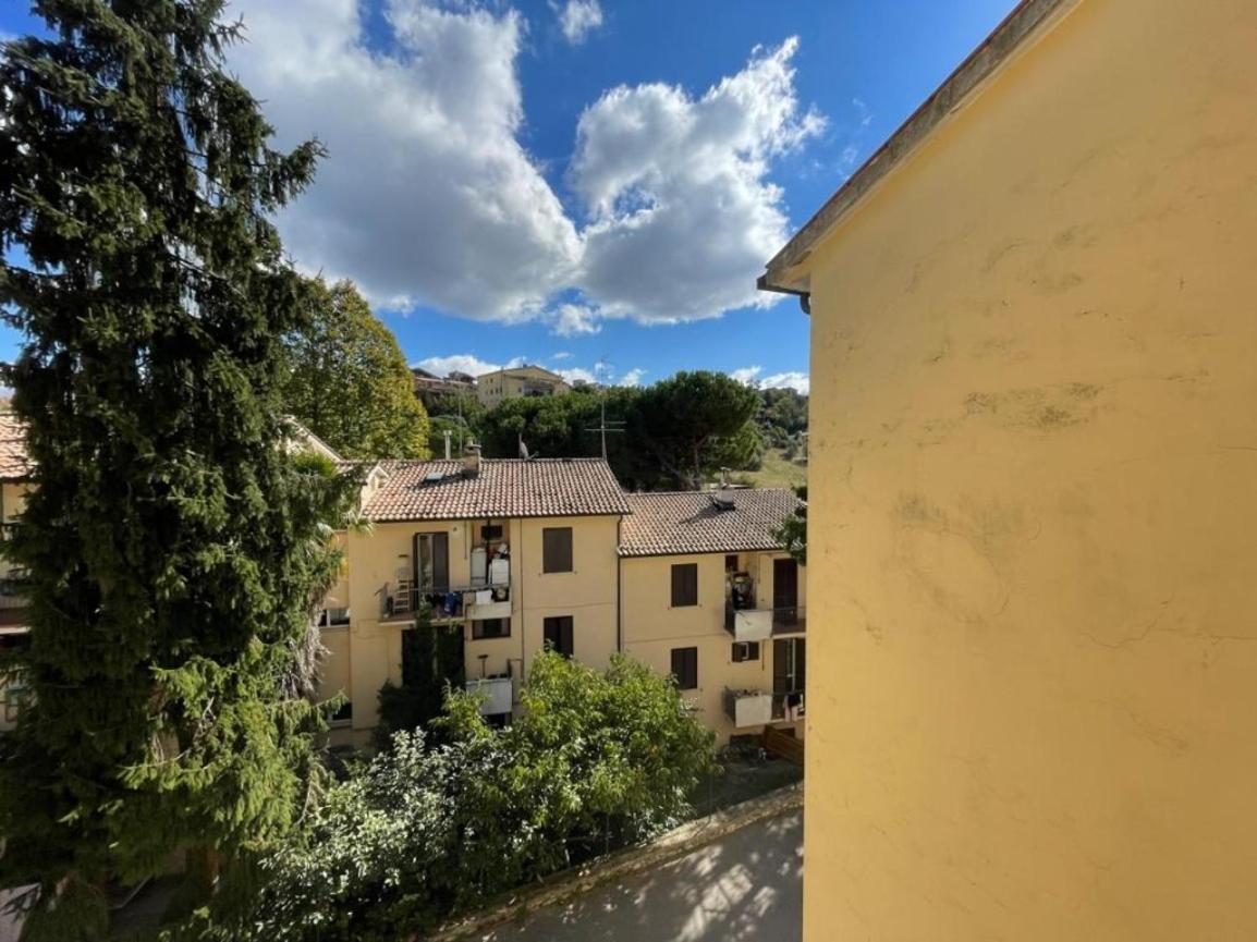 Bellissimo Appartamento A Perugia Exterior foto